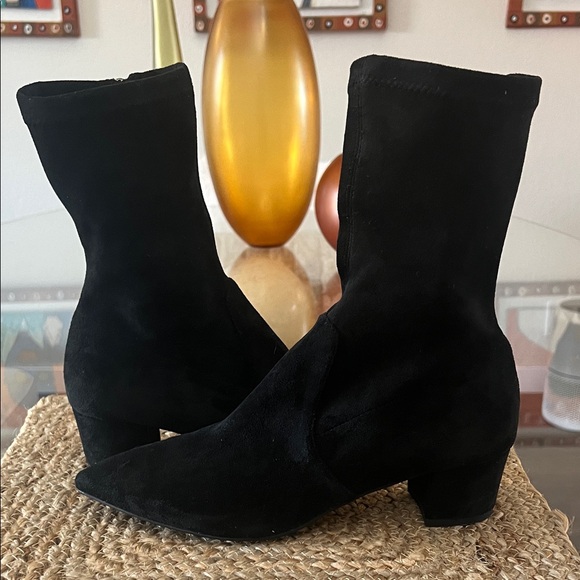 Chic Black Heeled Boots for Women - Picture 13 of 13